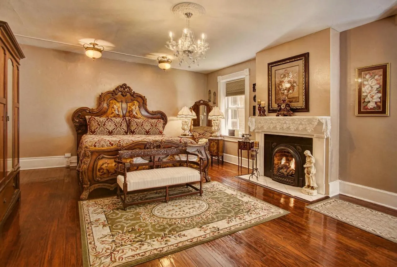 **** Bed & Breakfast Mcmillan Inn Savannah United States