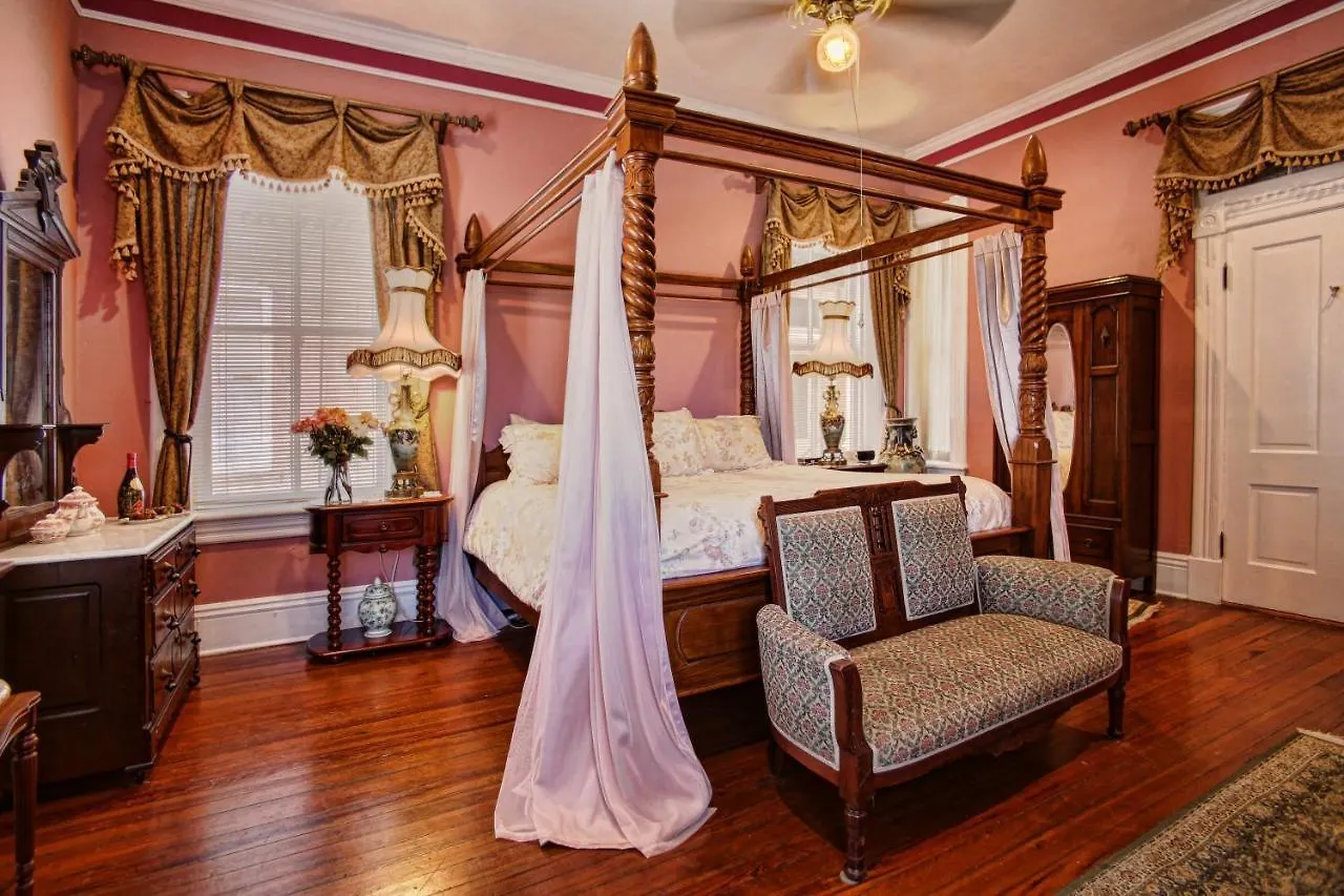 Mcmillan Inn Savannah 4*,