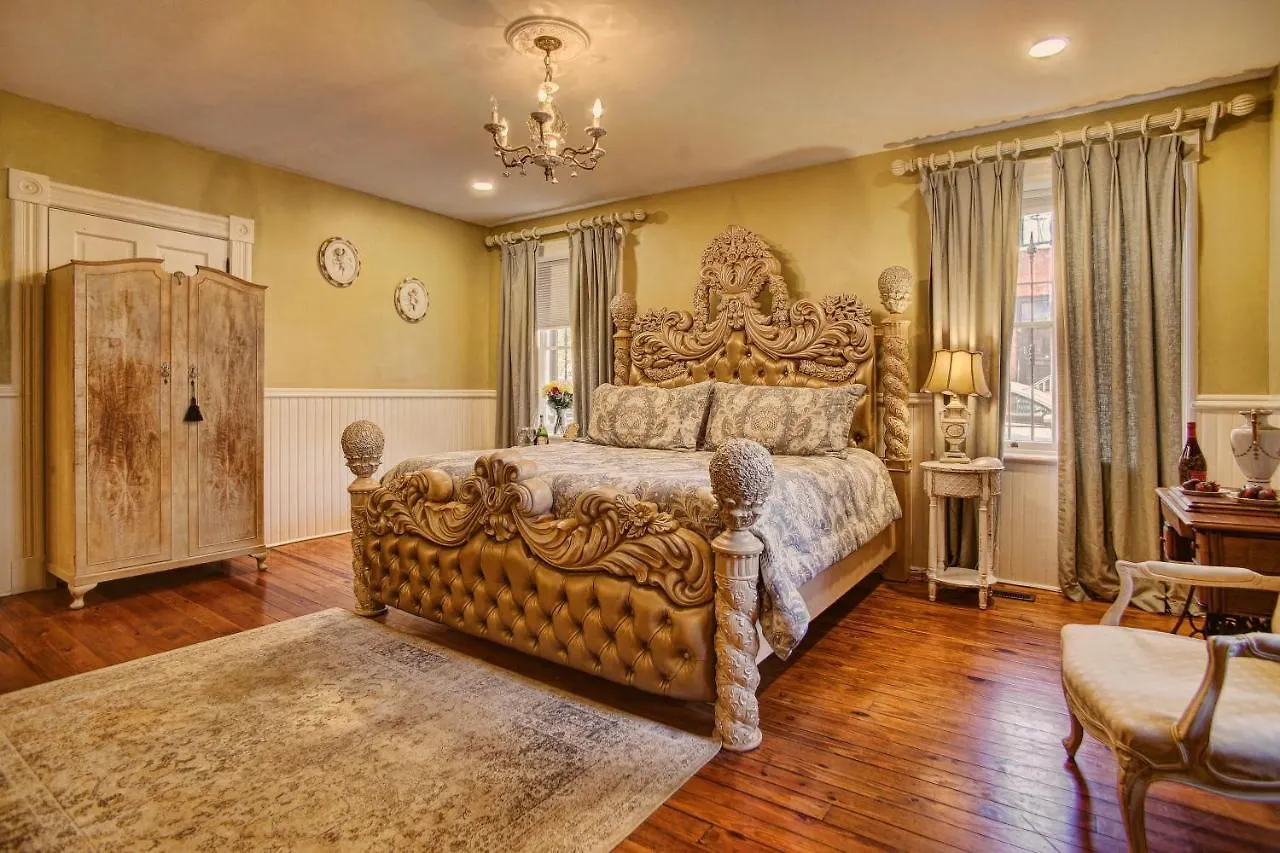 Bed & Breakfast Mcmillan Inn Savannah